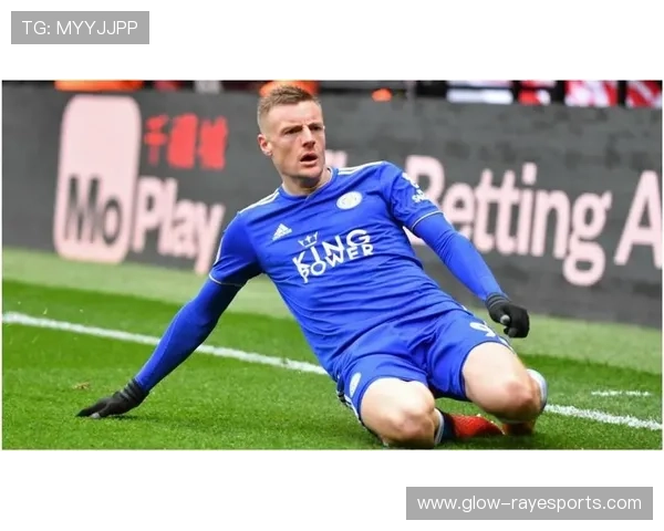 长袜足球球星崛起 他们的独特风格与球场传奇人生