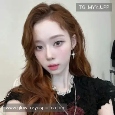 翁纳伶